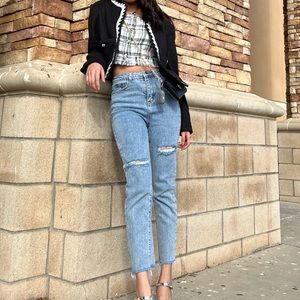 Ultra High-Rise jeans 🥰 booty sculpt! Size: S | Condition: Good